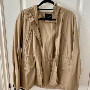 Women's tan canvas zip-up jacket